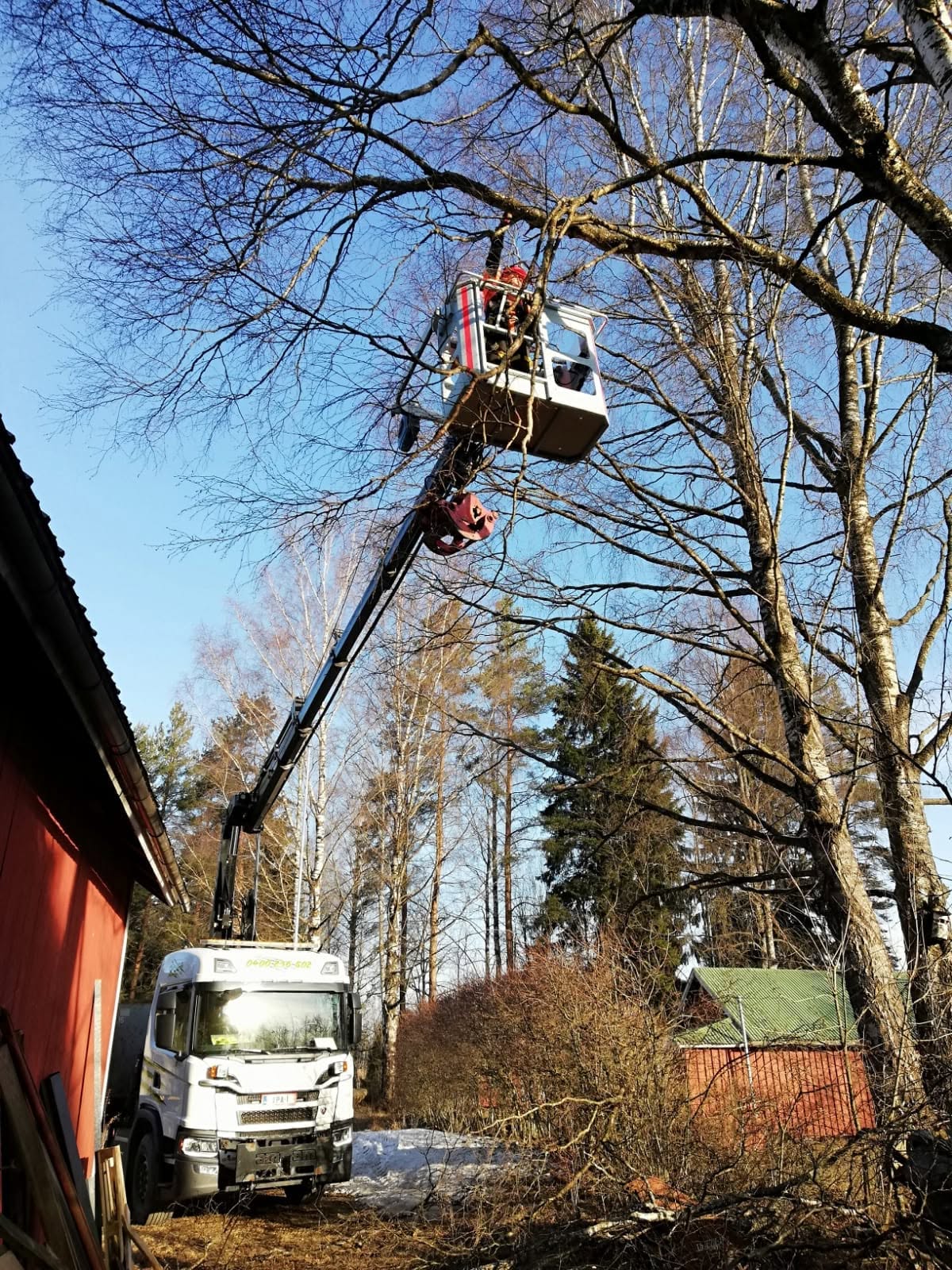 Kattotuolien nosto Kangasalan alueella