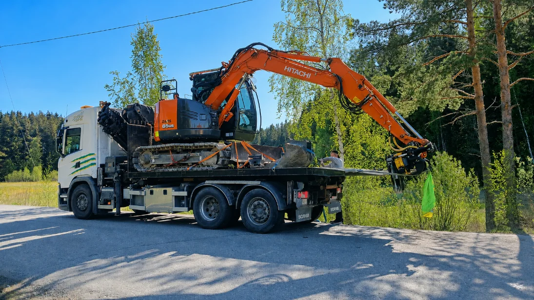Konekuljetus Tampereella työmaakalustolle